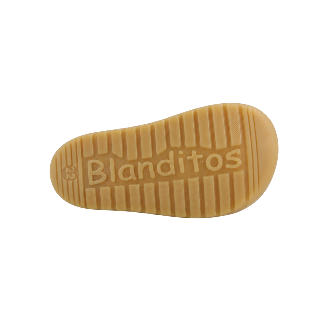 Blanditos Ottawa arena 27